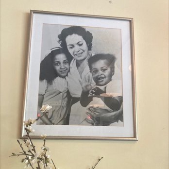 Miss Mamie's Spoonbread Too - Southern Near Me - New York, New York