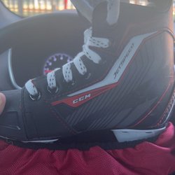 Play It Again Sports - Our new skates!