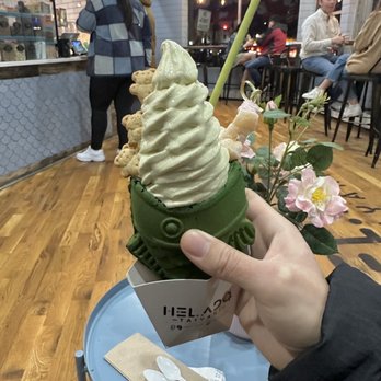 Helado Taiyaki - Matcha Taiyaki Signature - Cafes Near Me - Providence, Rhode Island