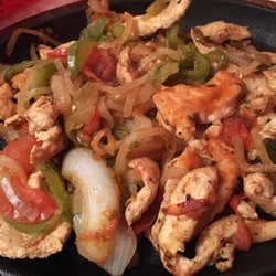 Azteca Mexican Diner - Chicken Fajita