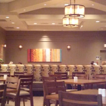 Marketplace Cafe at Nordstrom - Dining area. - New American Near Me - Farmington, Connecticut Marketplace Cafe at Nordstrom - Dining area. - New American Near Me - Farmington, Connecticut