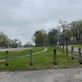 Preston Park - Parks Near Me - Louisville, Kentucky Preston Park - Parks Near Me - Louisville, Kentucky