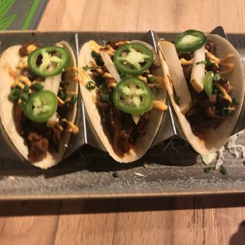 Moku Kitchen - My pork tacos - Cocktail Bars Near Me - Honolulu, Hawaii Moku Kitchen - My pork tacos - Cocktail Bars Near Me - Honolulu, Hawaii