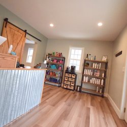 Salon 115 - Entrance area