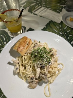 Kaleo's Bar & Grill by null