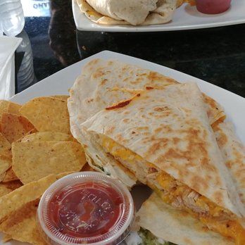 Bella Isla Express - Desserts Near Me - Chelsea, Massachusetts