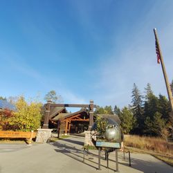 Itasca State Park-Park Headquarters - Headwaters