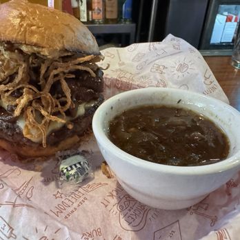 Cherry Cricket - Cherry Creek - Burgers Near Me - Denver, Colorado Cherry Cricket - Cherry Creek - Burgers Near Me - Denver, Colorado
