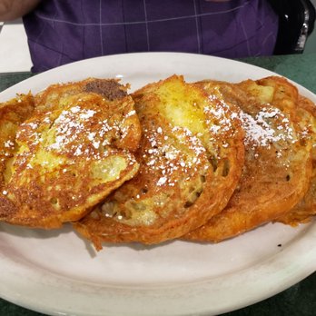 Metro Diner - Pumpkin Style Croissant French Toast - American Near Me - Altamonte Springs, Florida Metro Diner - Pumpkin Style Croissant French Toast - American Near Me - Altamonte Springs, Florida