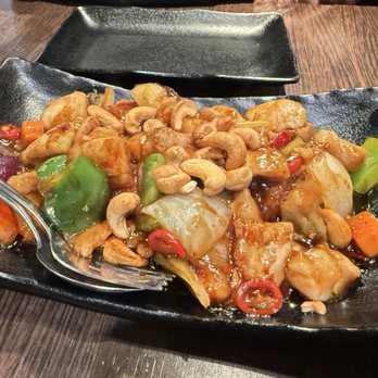 New King - Kung Pao Chicken - Chinese Near Me - Amsterdam, New Hampshire