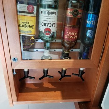 Sun Palace Cancun - Unlimited..ha though we never used because much better drink options at the bars! - Hotels Near Me - Cancún, ROO
