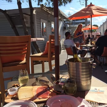 Beach & Vine Wines & Spirits - Beer, Wine & Spirits Near Me - Kismet, New York