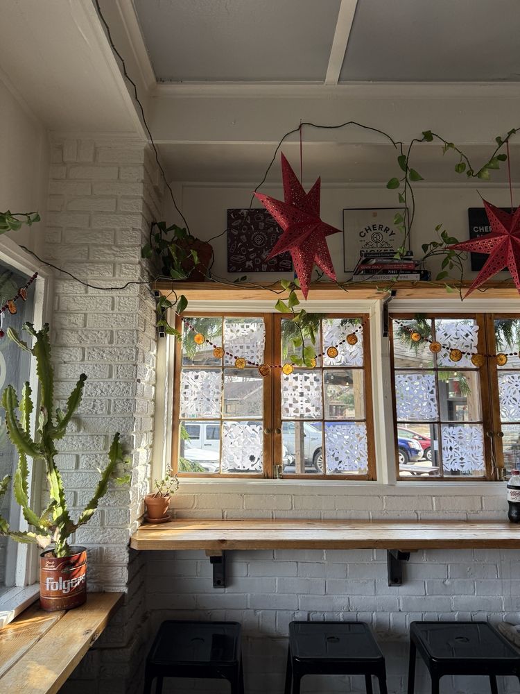 Social spots from Cherry Picker Package x Fare