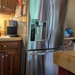 Same Day Appliance - We work on all kinds of fridge and freezers no matter the problem and fix them as fast as possible in order to do our best to save all food.
