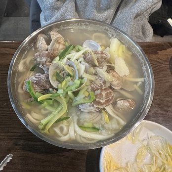 Halmae Noodle - Noodles Soup with Clams - Korean Near Me - Palisades Park, New Jersey
