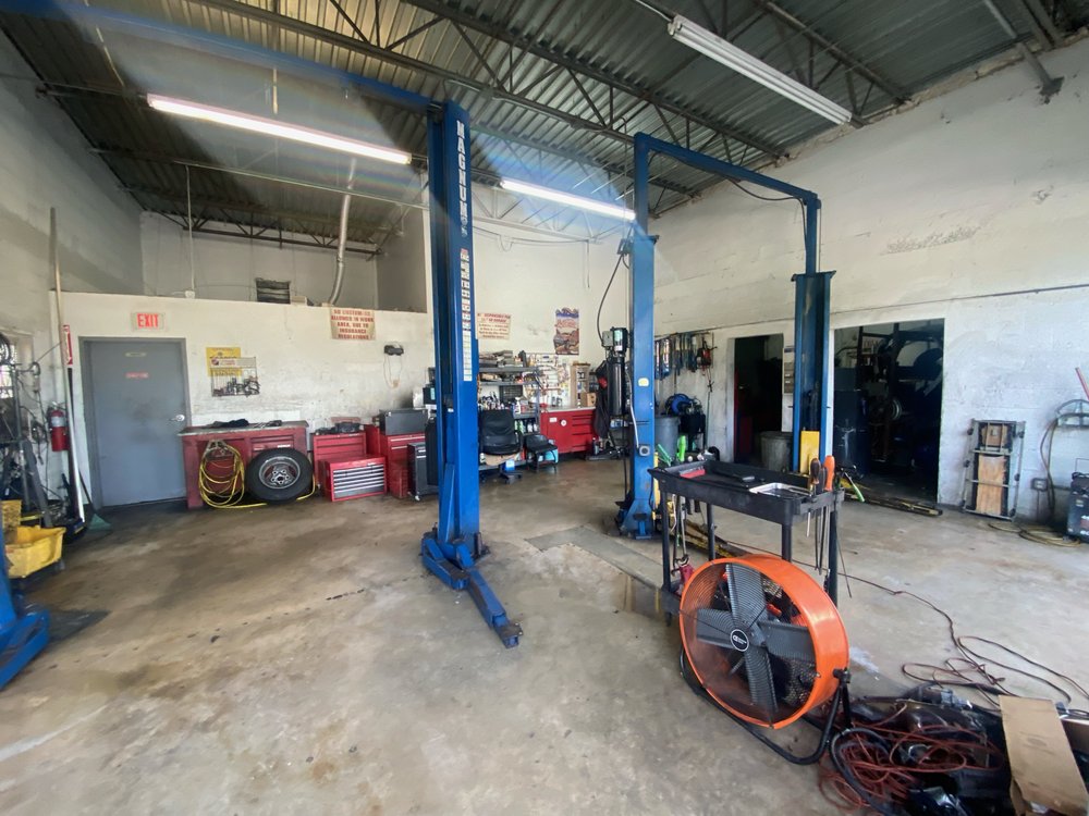 MAJESTIC AUTO Updated September 2024 14 Reviews 208 SE 12th Ave