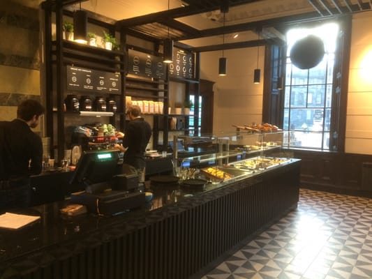 Cafe Noir by null