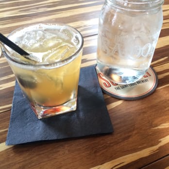 BBQ Saloon - Whiskey sour & water - Barbeque Near Me - Saint Louis, Missouri