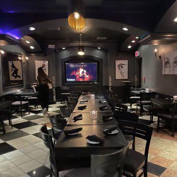 Dorsia - Inside - Italian Near Me - Milwaukee, Wisconsin
