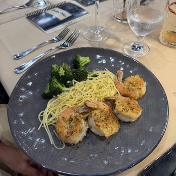 Bella Mia Cafe - Jumbo shrimp & spaghetti ( gluten free) - Italian Near Me - Bay Shore, New York