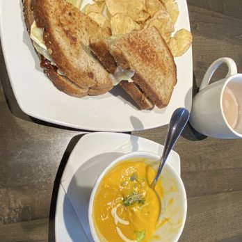 Field & Fire - Vegan GF grilled cheese, carrot ginger soup, chai oatmilk latte - Cafes Near Me - Grand Rapids, Michigan