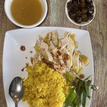 DK Cuisine - Com Ga Hai Nam / Chicken Rice Hai Nam Style 4/5 star - Vietnamese Near Me - Westminster , California DK Cuisine - Com Ga Hai Nam / Chicken Rice Hai Nam Style 4/5 star - Vietnamese Near Me - Westminster , California