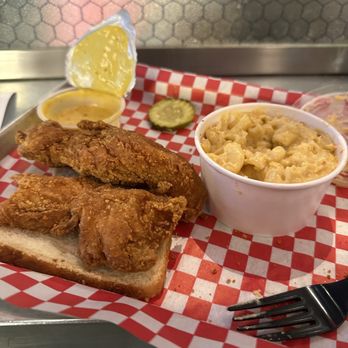 Hattie B's Hot Chicken - Chicken tenders. Macaroni and cheese. Honey mustard sauce. - Southern Near Me - Las Vegas, Nevada Hattie B's Hot Chicken - Chicken tenders. Macaroni and cheese. Honey mustard sauce. - Southern Near Me - Las Vegas, Nevada