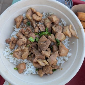 White Rice Bodega - Chicken adobo - Filipino Near Me - San Diego, California White Rice Bodega - Chicken adobo - Filipino Near Me - San Diego, California