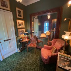 Charlotte Inn