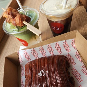 Bloomwood - Croissant - Coffee & Tea Near Me - Melbourne, VIC
