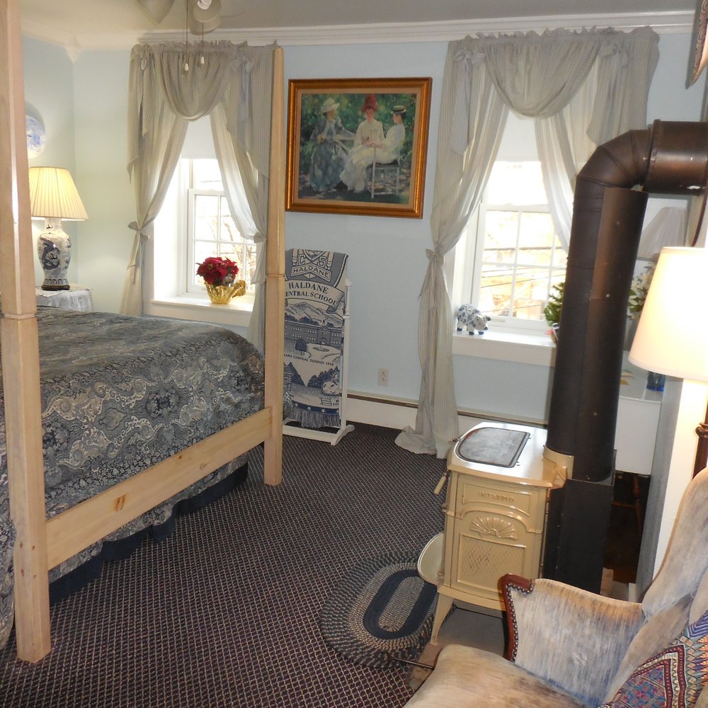 Pig Hill Inn - Danish Blue Room - Bed & Breakfast Near Me - Cold Spring, New York Pig Hill Inn - Danish Blue Room - Bed & Breakfast Near Me - Cold Spring, New York