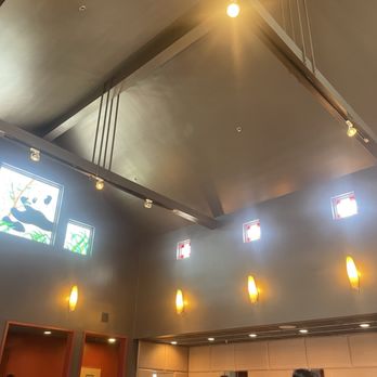 Panda Inn - Space and resturant quality - Chinese Near Me - La Palma, California