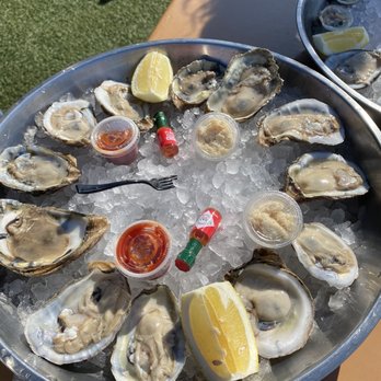 Bungalow Bar - EAST COAST OYSTERS - American Near Me - Seaside, New York Bungalow Bar - EAST COAST OYSTERS - American Near Me - Seaside, New York