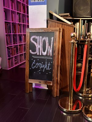 The Glendale Room by null