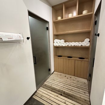 Sudor Sauna Studio - Women's shower area - Saunas Near Me - Houston, Texas Sudor Sauna Studio - Women's shower area - Saunas Near Me - Houston, Texas