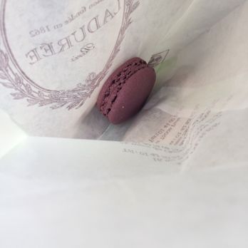 Ladurée - Macarons Near Me - Paris, 75