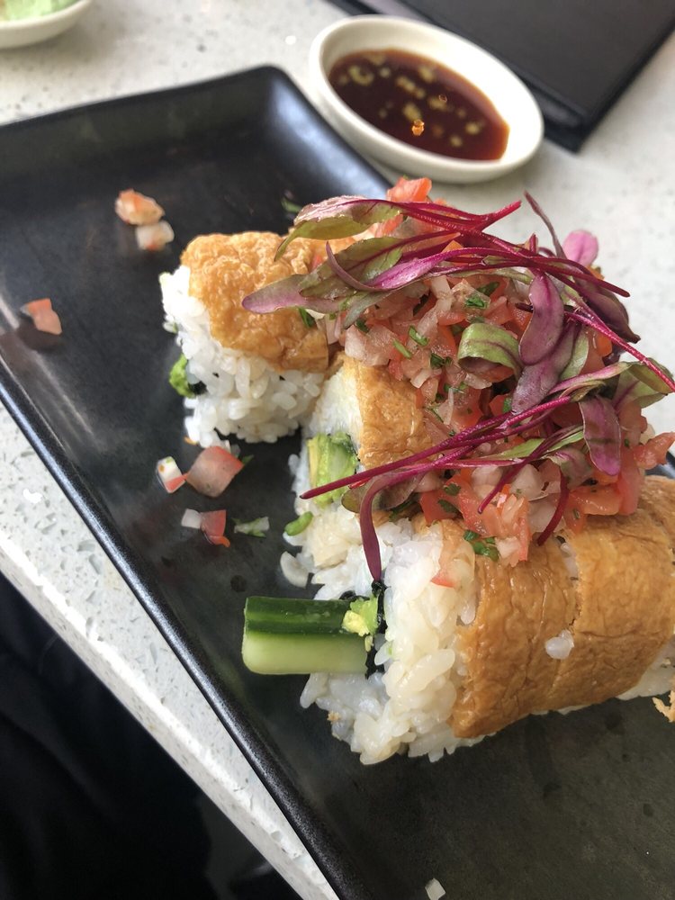 Order Saving Nemo Roll food online from Mikuni | Fair Oaks store, Fair Oaks on bringmethat.com