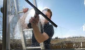 Slide of Aqua Men Pro