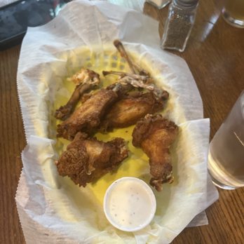 Esquire Lounge - Wings - Pizza Near Me - Champaign, Illinois