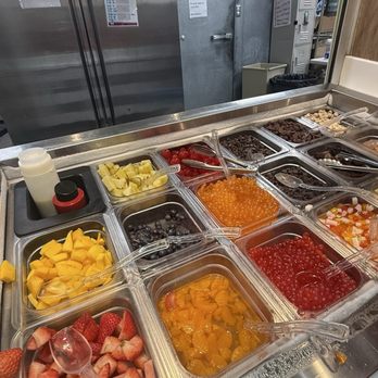 Yogurtland - Toppings - Ice Cream & Frozen Yogurt Near Me - Los Angeles, California