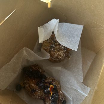 Loba Pastry + Coffee - Coffee & Tea Near Me - Chicago, Illinois