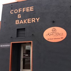 Kodi Rae’s Coffee & Bakery - Corner door