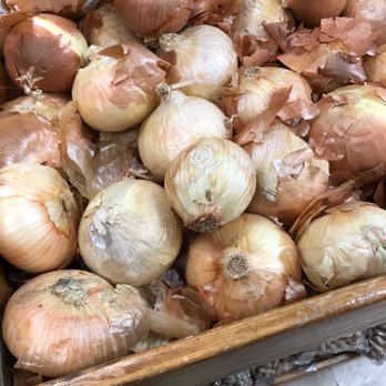 George's Produce - Rotting onions - Fruits & Veggies Near Me - El Monte, California