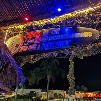 The Surfin Burrito - Bars Near Me - Cancún, ROO