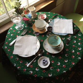 Seven Oaks Lavender Farm - Tucked away little spot by the window for afternoon tea. Everything was too adorable! - Flowers & Gifts Near Me - Catlett, Virginia Seven Oaks Lavender Farm - Tucked away little spot by the window for afternoon tea. Everything was too adorable! - Flowers & Gifts Near Me - Catlett, Virginia