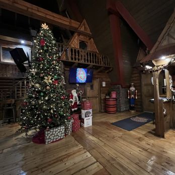 Red Barrel Restaurant - American Near Me - Chicago, Illinois Red Barrel Restaurant - American Near Me - Chicago, Illinois