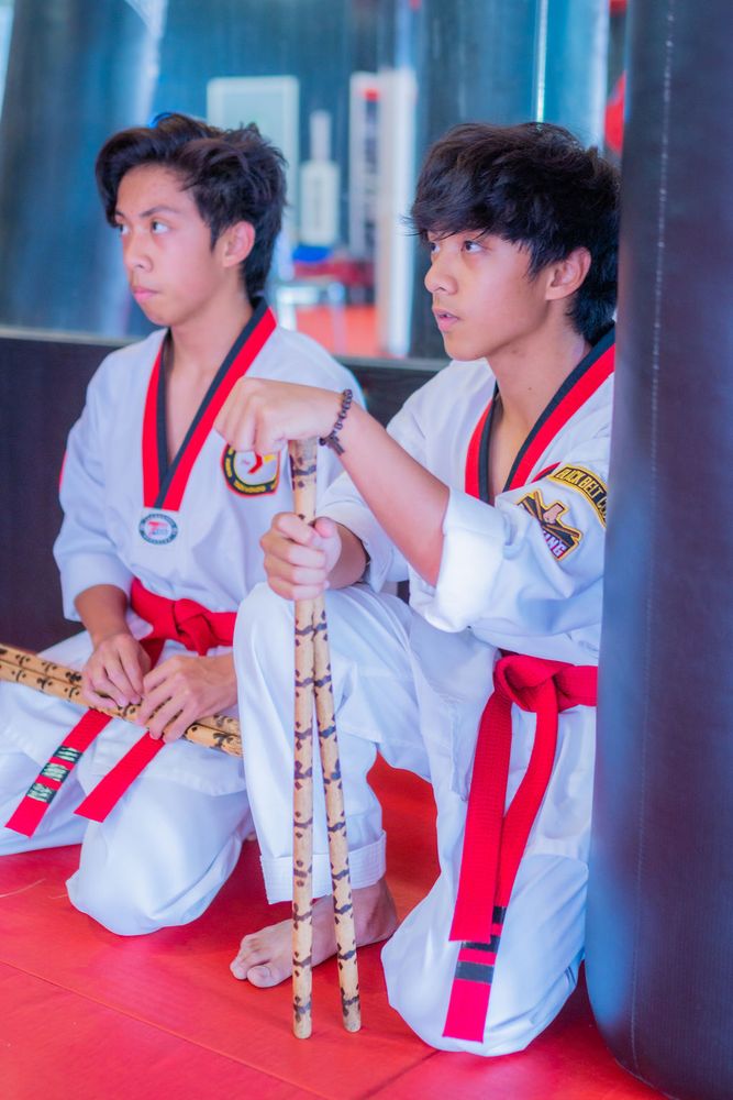 East Valley Taekwondo Logo