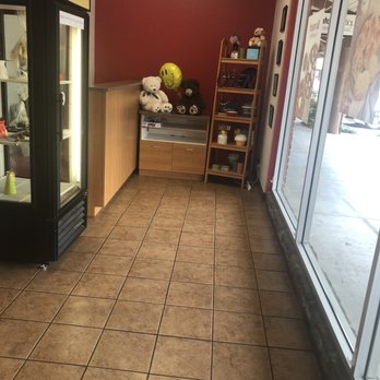 Edible Arrangements - the inside of a grocery store - Gift Shops Near Me - Fresno, California