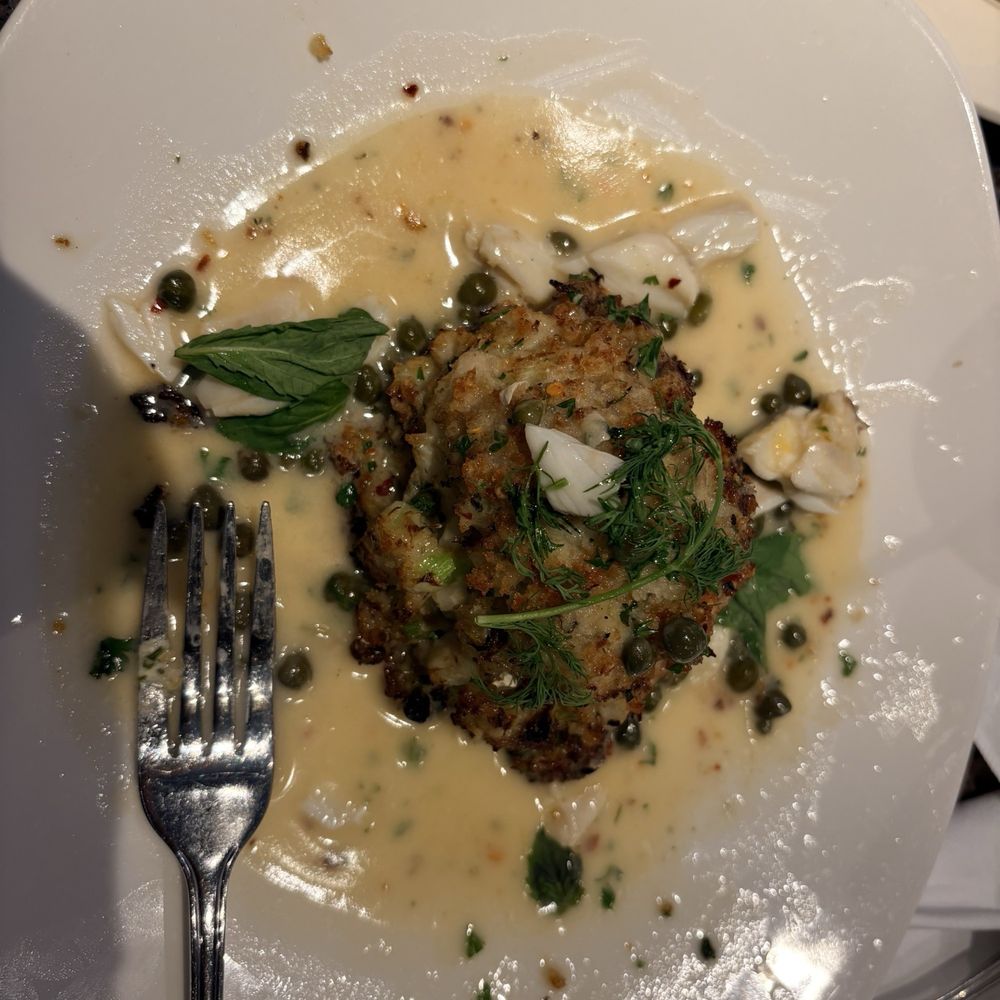 Pappadeaux Seafood Kitchen - Seafood Near Me - Austin, Texas