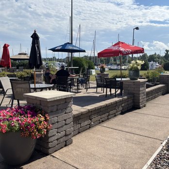 Barkers Waterfront Grille - Patio - New American Near Me - Superior, Wisconsin Barkers Waterfront Grille - Patio - New American Near Me - Superior, Wisconsin